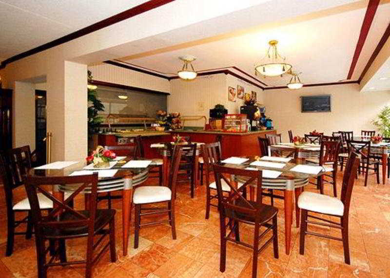 Quality Inn & Suites Tallahassee Restoran foto