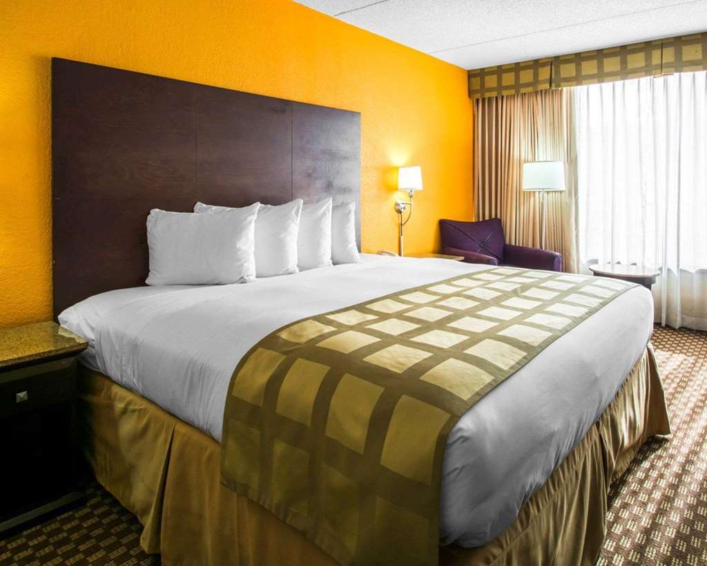 Quality Inn & Suites Tallahassee Ruang foto