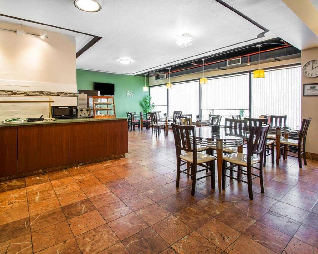 Quality Inn & Suites Tallahassee Restoran foto