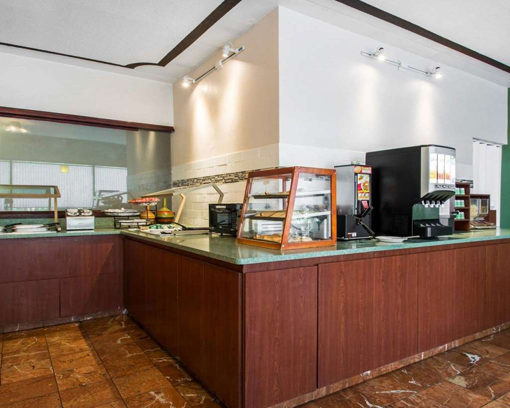 Quality Inn & Suites Tallahassee Restoran foto
